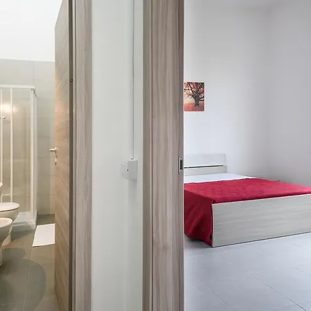 La Casa Della Lupa * レッチェ